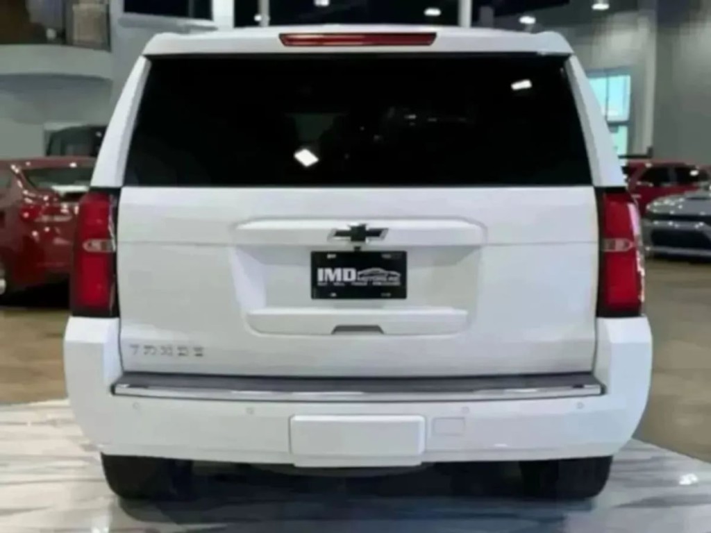 2016 Chevrolet Tahoe Image 8