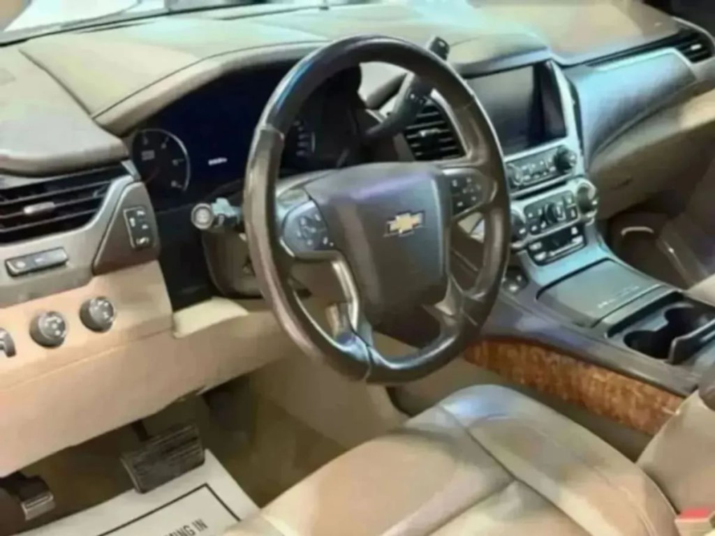 2016 Chevrolet Tahoe Image 13