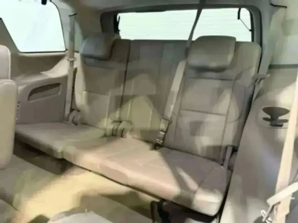 2016 Chevrolet Tahoe Image 26