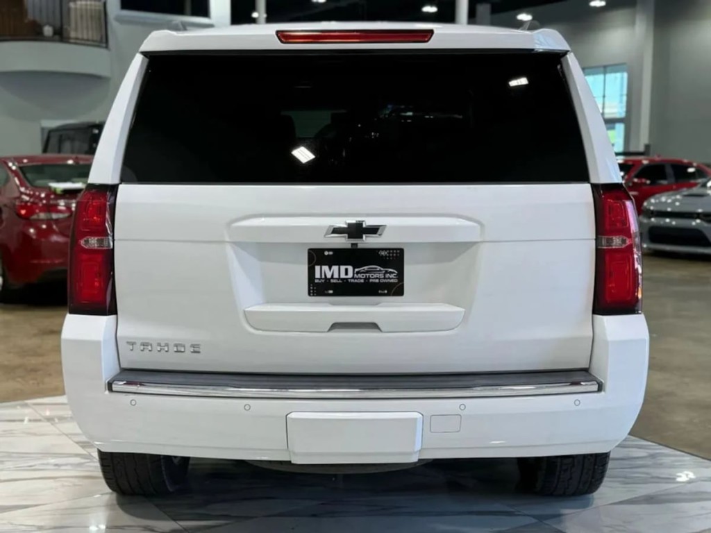 2016 Chevrolet Tahoe Image 5