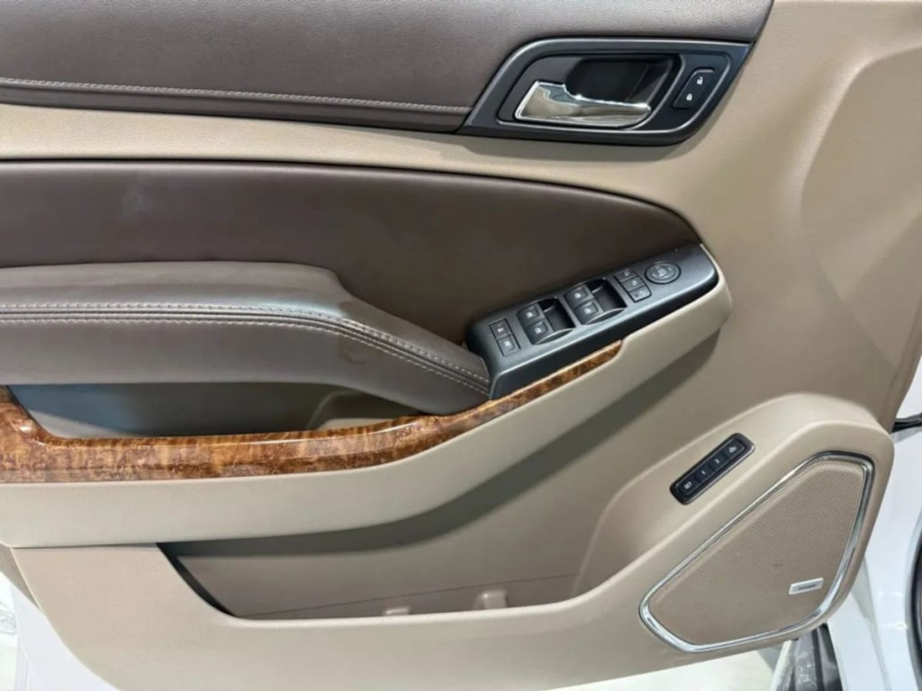 2016 Chevrolet Tahoe Image 7