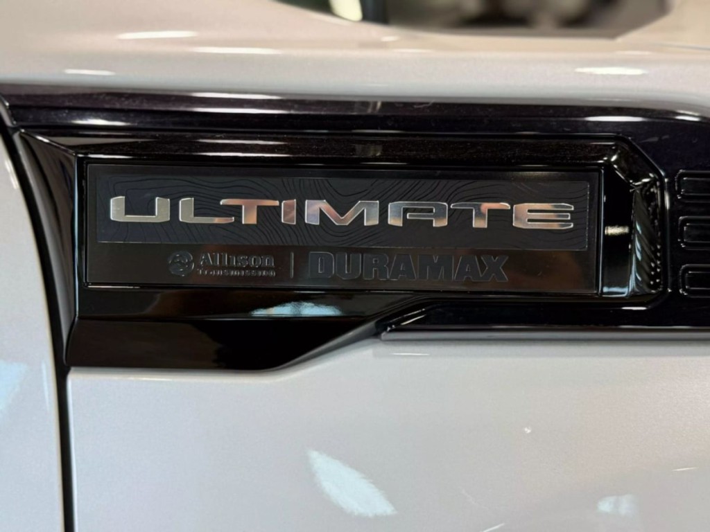 2024 GMC Sierra 2500 Image 11