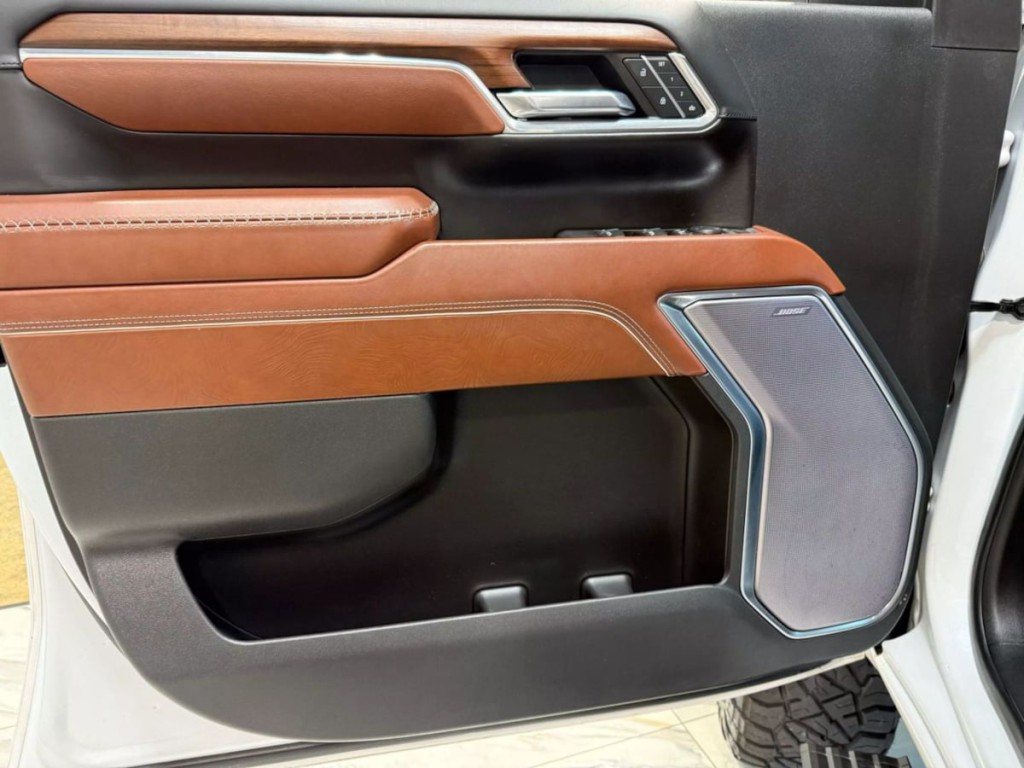 2024 GMC Sierra 2500 Image 12