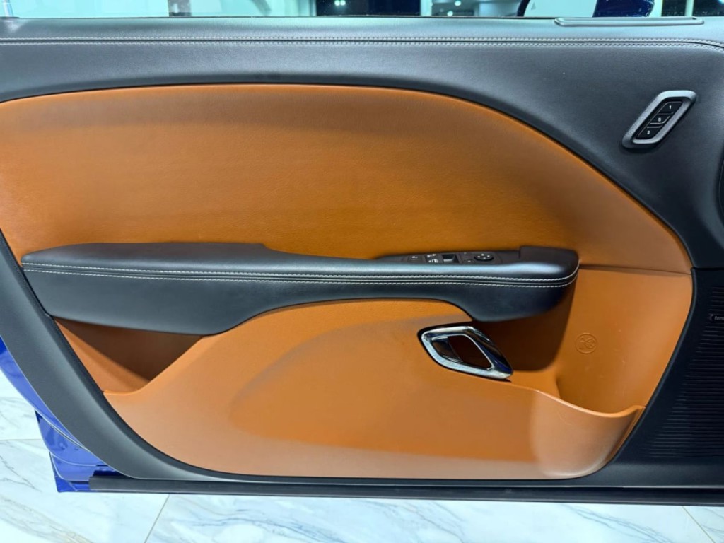 2021 Dodge Challenger Image 13