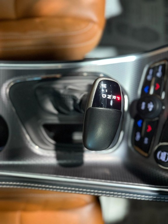 2021 Dodge Challenger Image 19