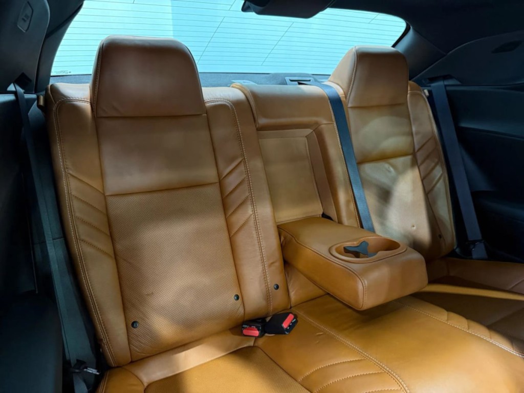 2021 Dodge Challenger Image 36