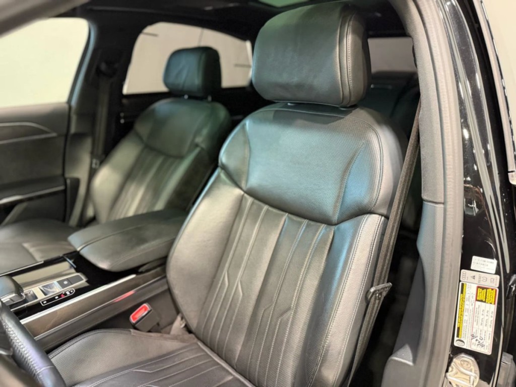 2019 Audi A8 Image 23