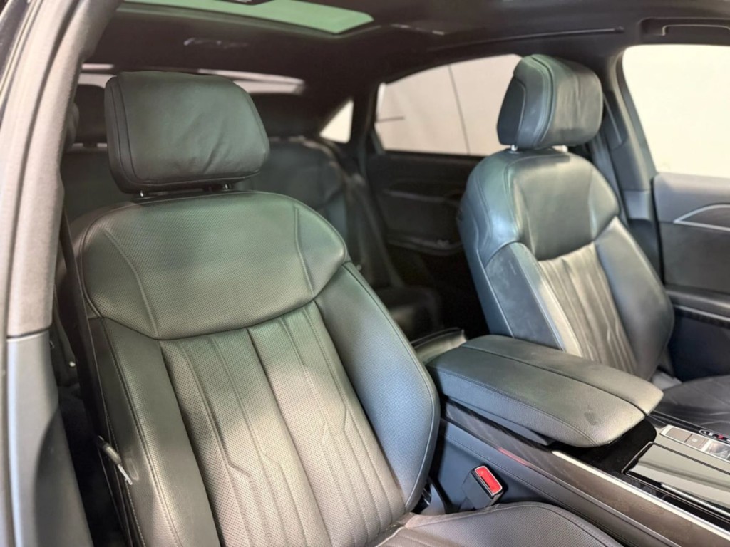 2019 Audi A8 Image 28