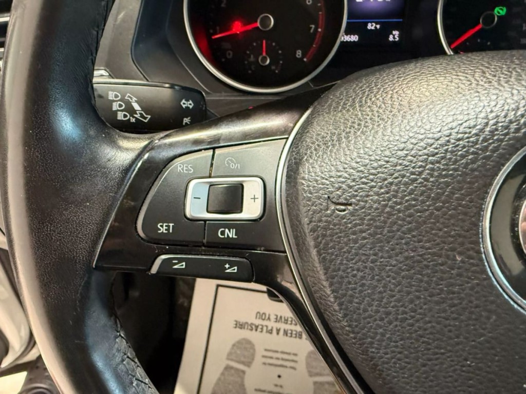 2018 Volkswagen Tiguan Image 15