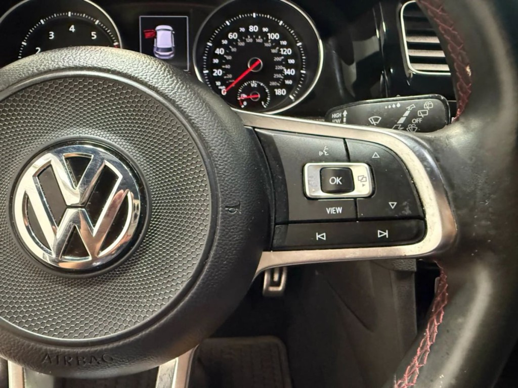 2019 Volkswagen GTI Image 15