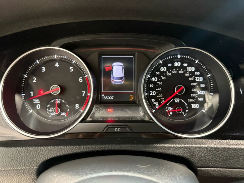 2019 Volkswagen GTI Image 16
