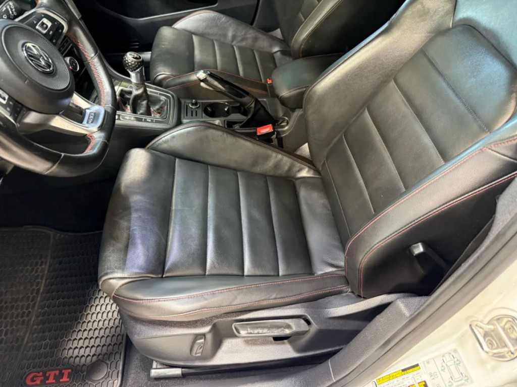 2019 Volkswagen GTI Image 20