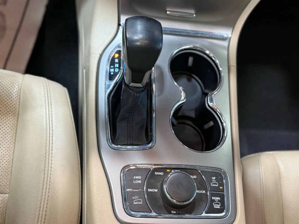 2020 Jeep Grand Cherokee Image 18