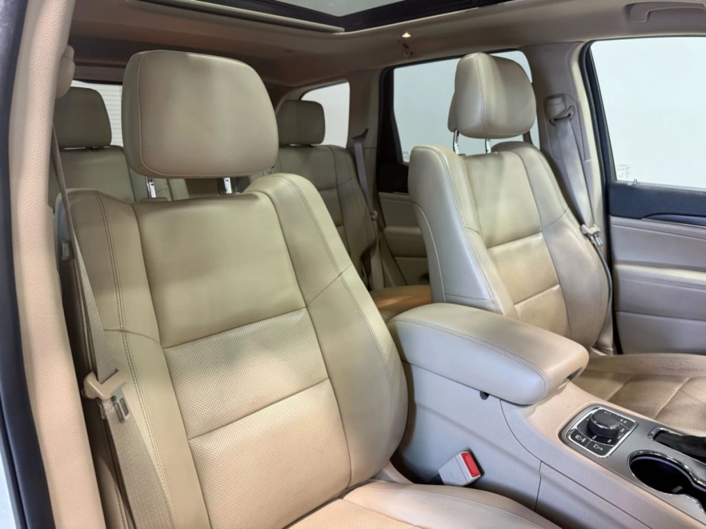 2020 Jeep Grand Cherokee Image 26
