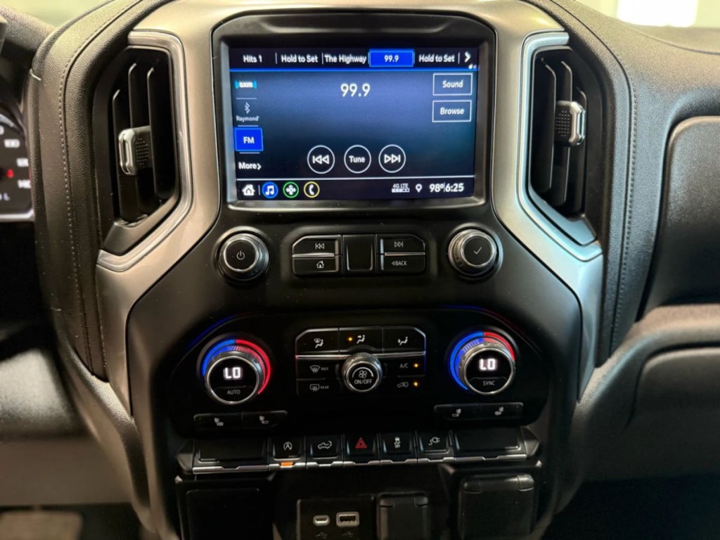 2021 Chevrolet Silverado 1500 Image 18