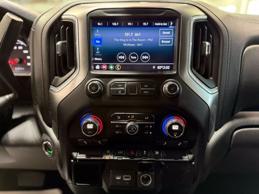 2019 Chevrolet Silverado 1500 Image 17