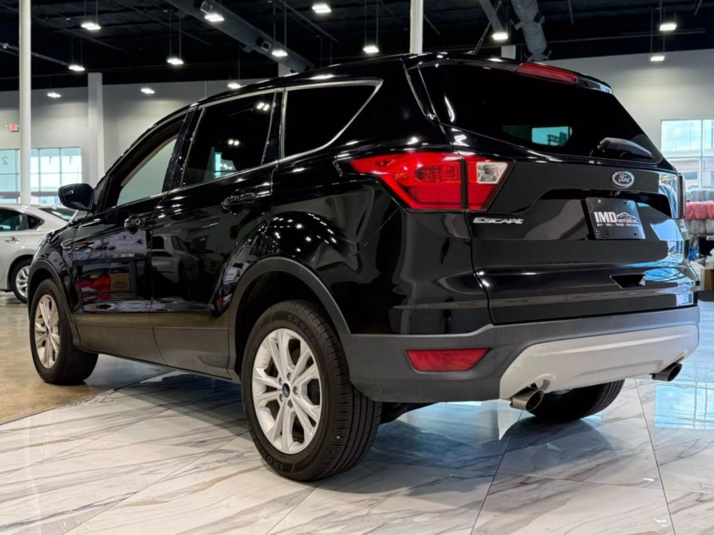 2019 Ford Escape Image 5