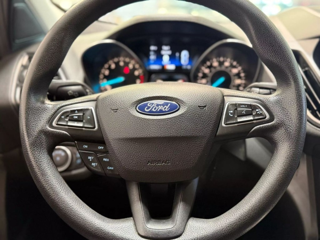 2019 Ford Escape Image 9