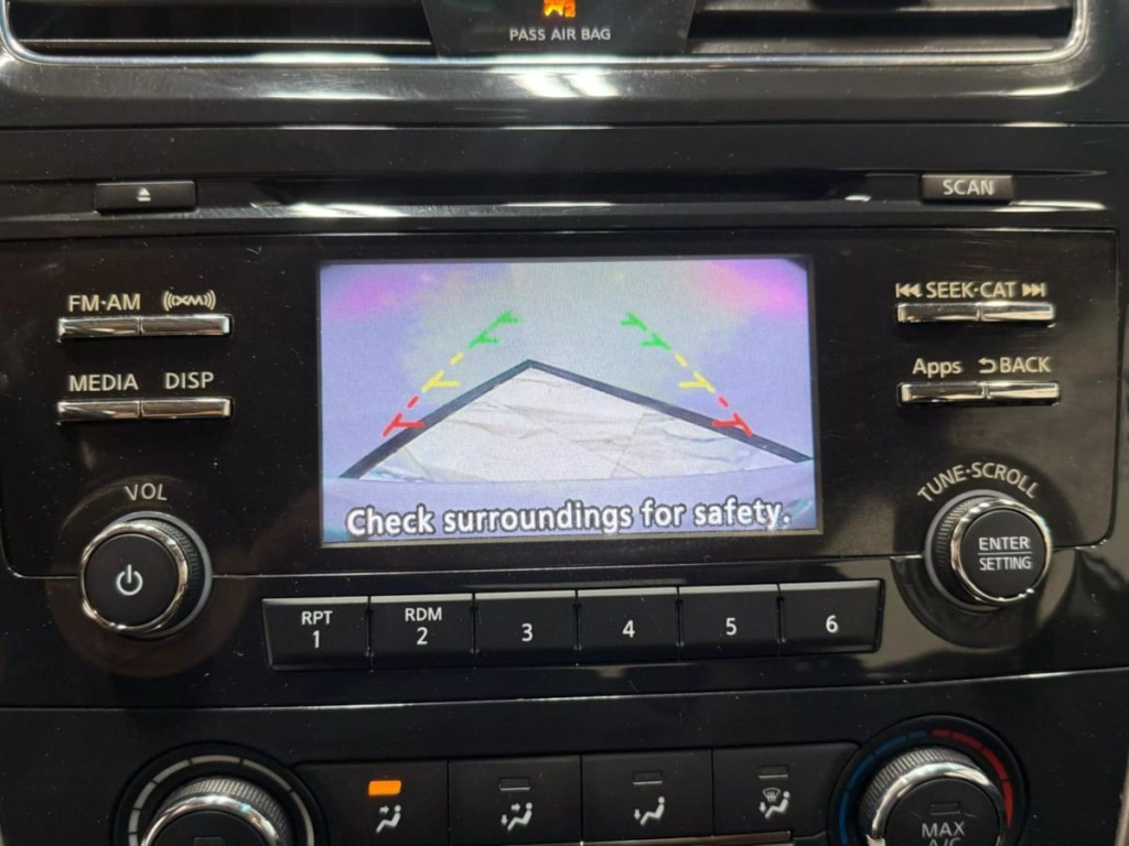 2015 Nissan Altima Image 21