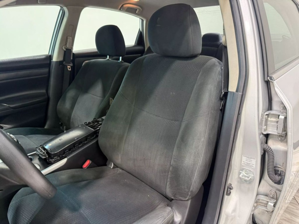 2015 Nissan Altima Image 23