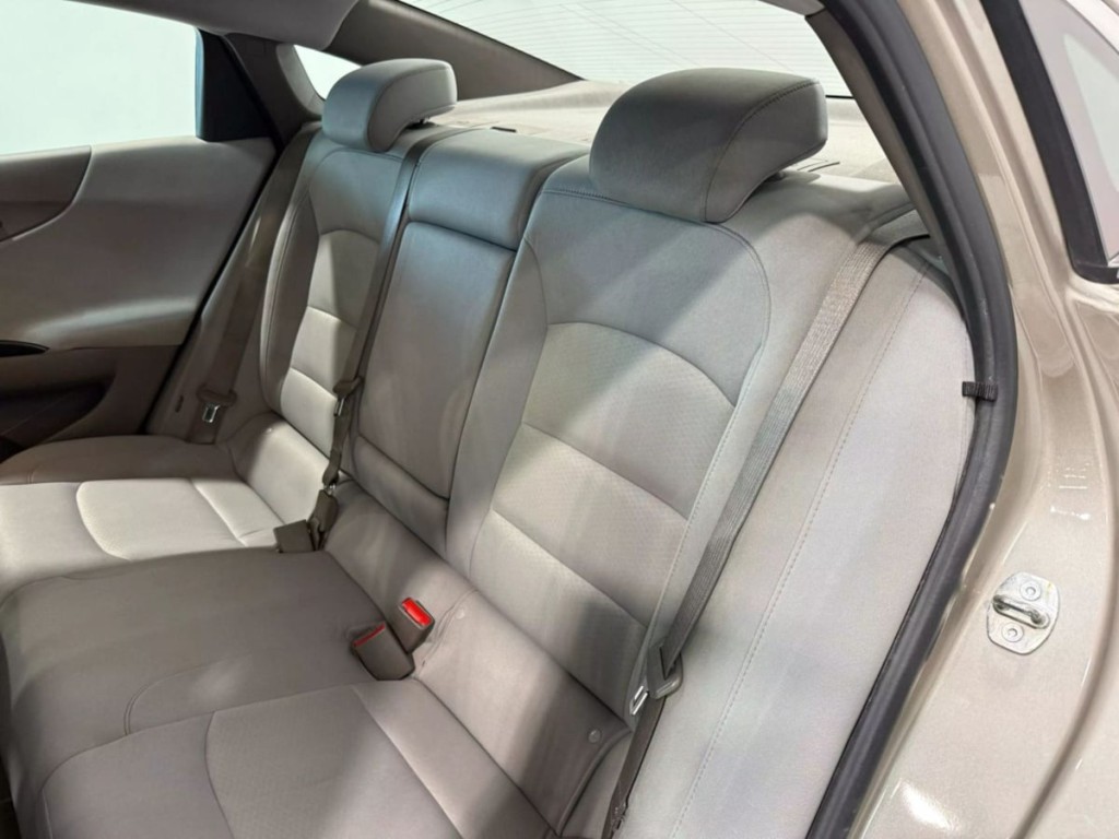 2022 Chevrolet Malibu Image 25