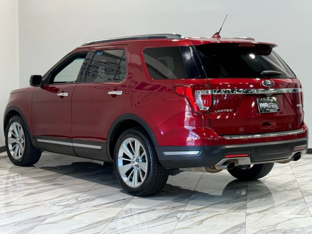 2019 Ford Explorer Image 8