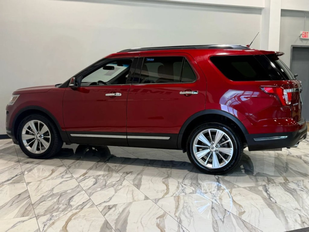 2019 Ford Explorer Image 9