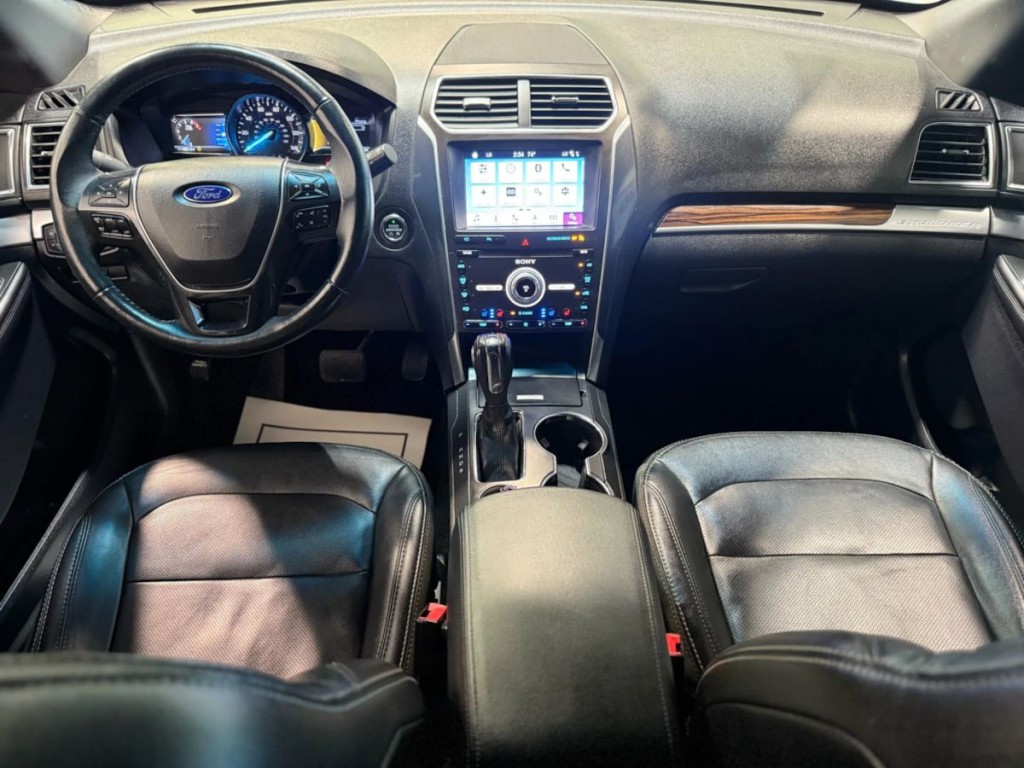 2019 Ford Explorer Image 15