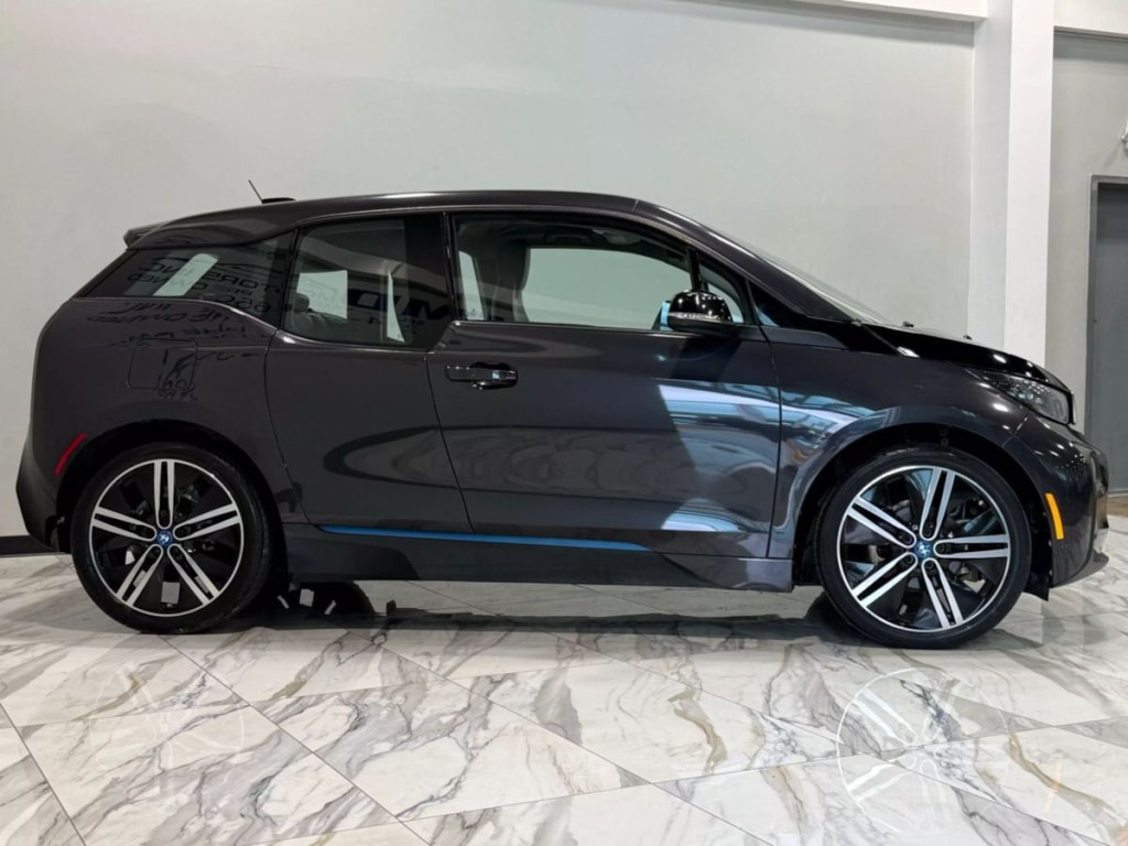 2015 BMW i3 Image 5