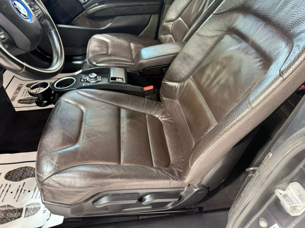 2015 BMW i3 Image 22