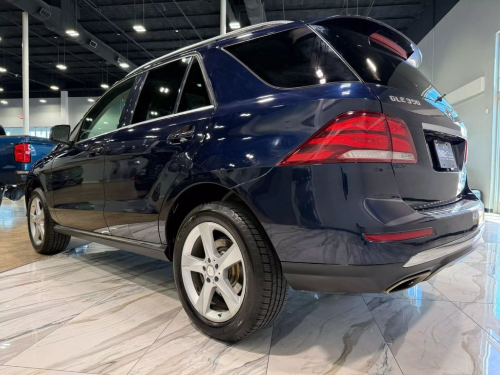 2016 Mercedes-Benz GLE-Class Image 8