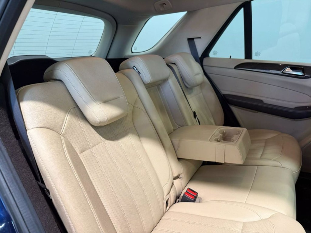 2016 Mercedes-Benz GLE-Class Image 31