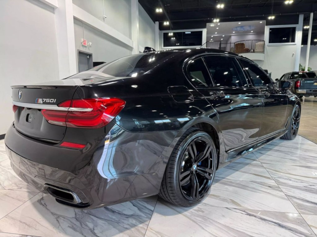 2019 BMW 7 Series Image 6