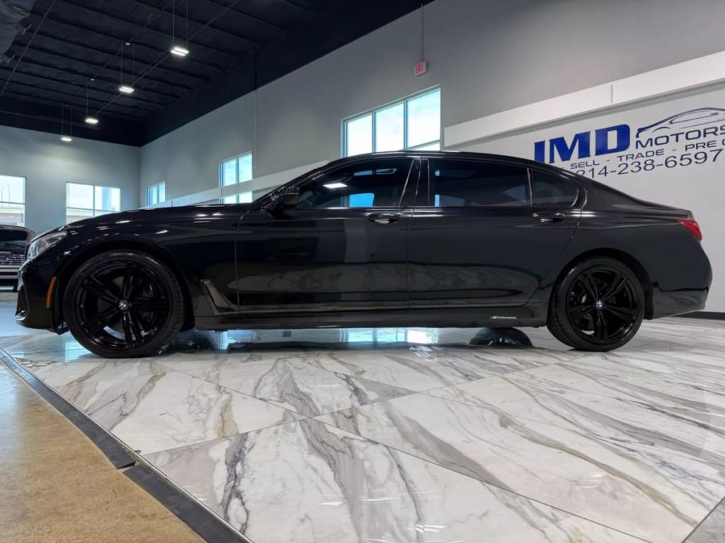 2019 BMW 7 Series Image 9