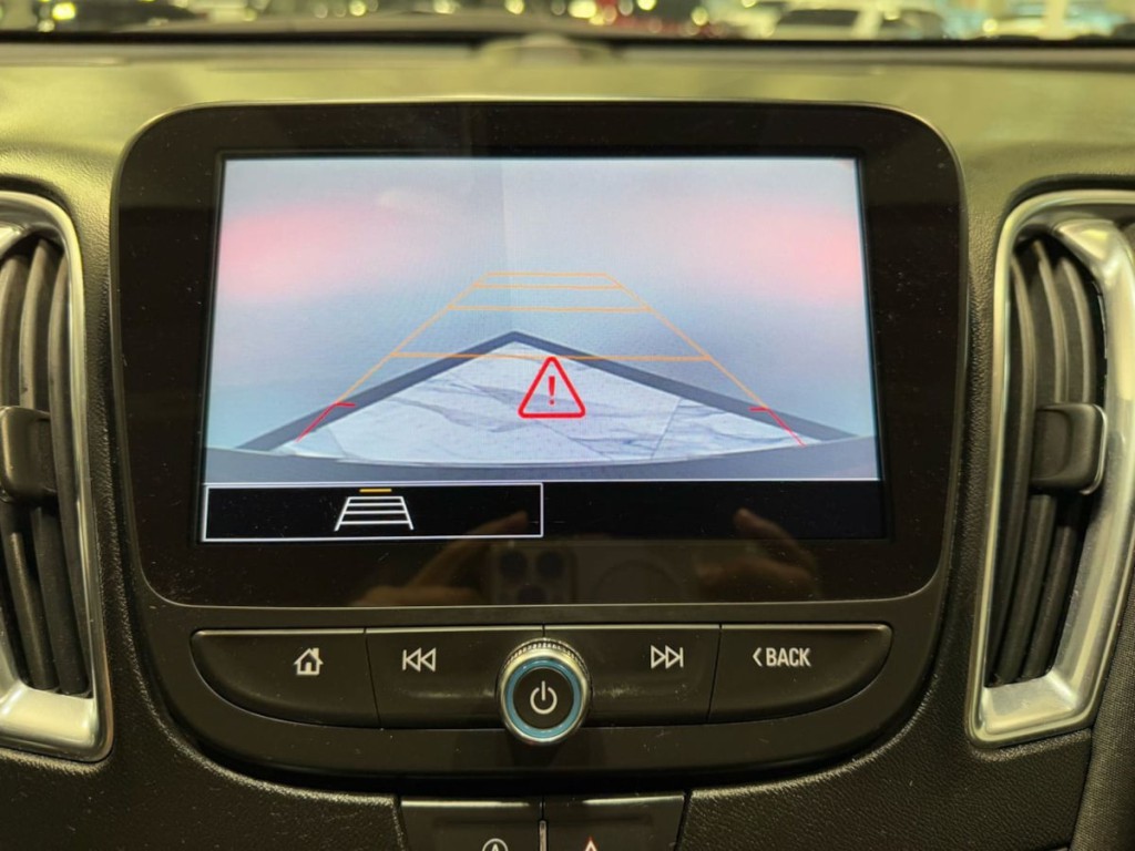 2021 Chevrolet Malibu Image 21