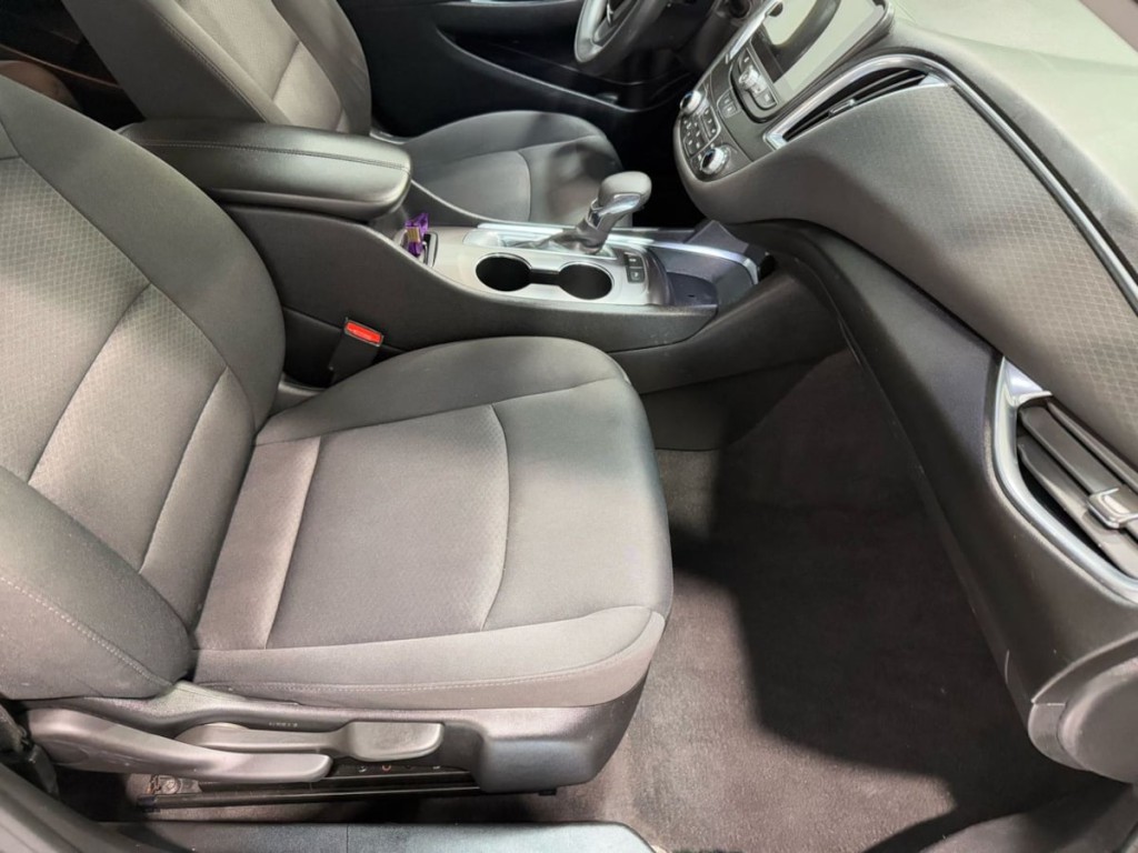 2021 Chevrolet Malibu Image 27