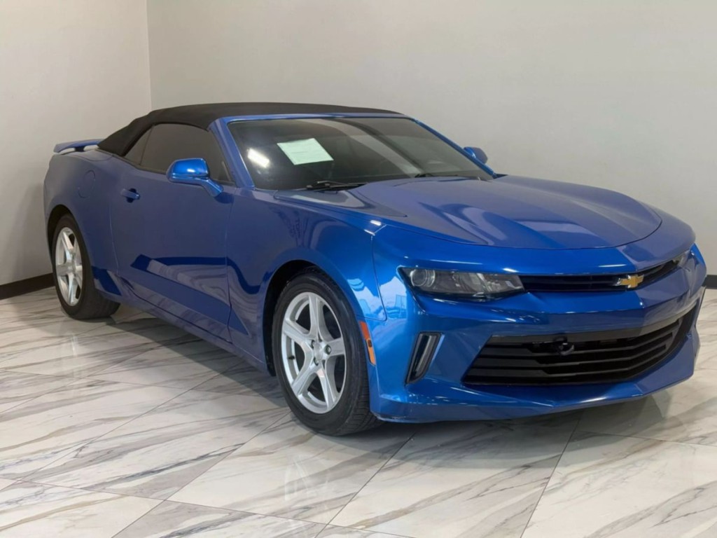 2017 Chevrolet Camaro Image 4