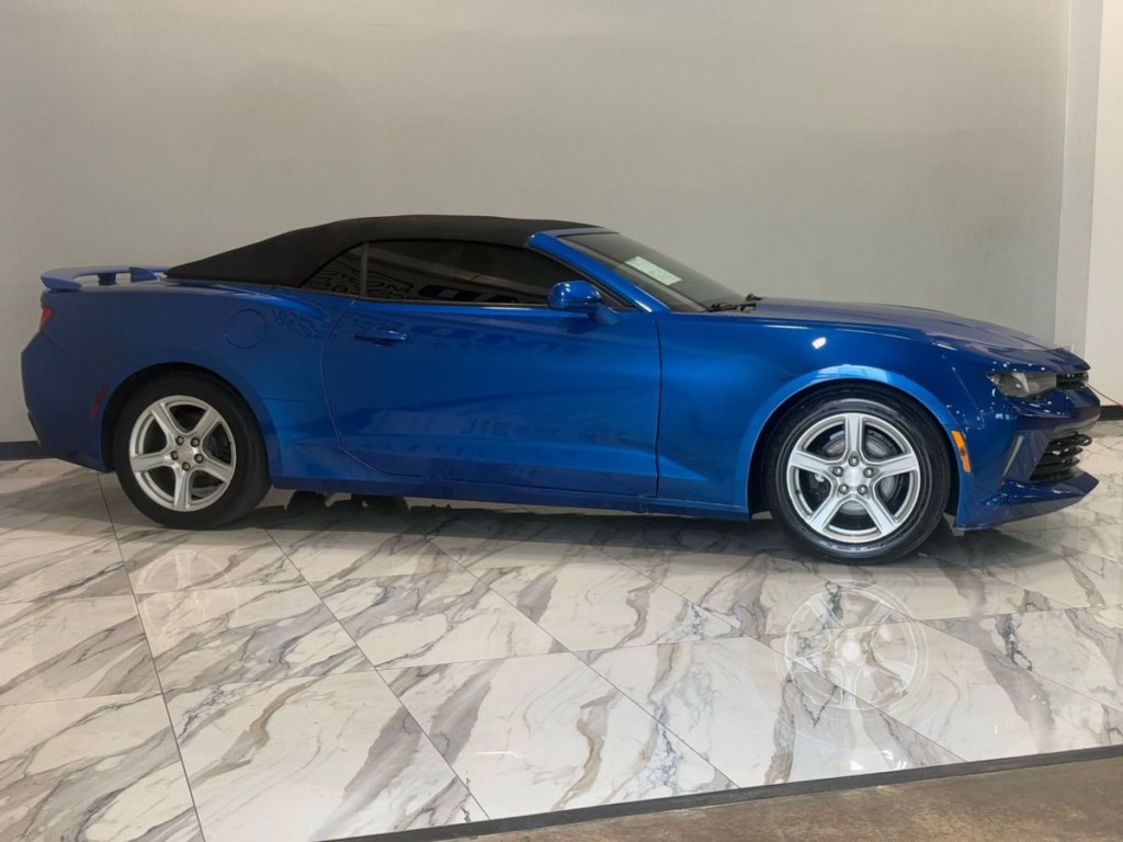 2017 Chevrolet Camaro Image 5