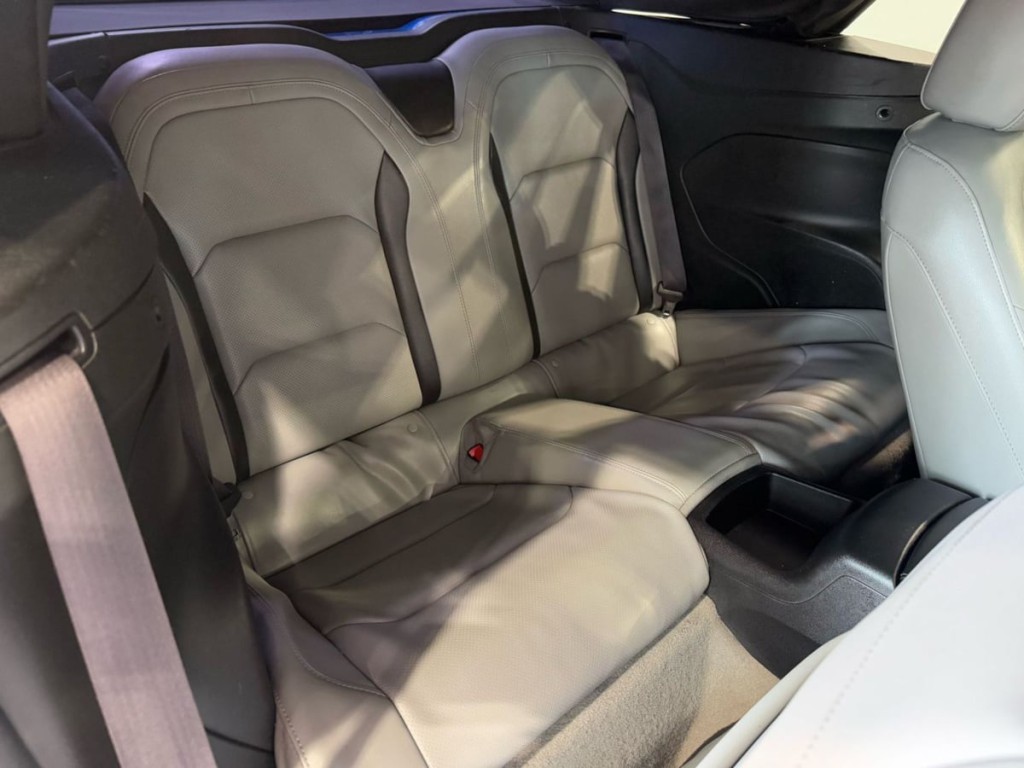 2017 Chevrolet Camaro Image 27