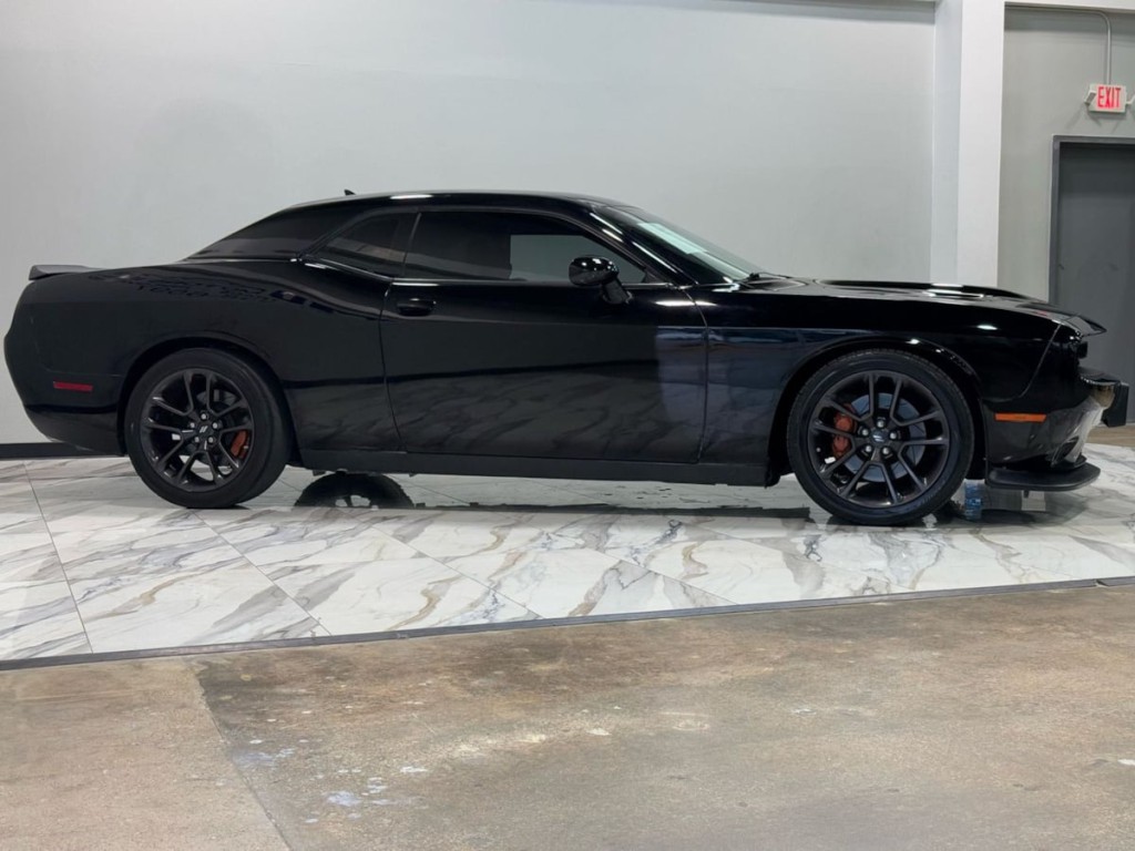 2020 Dodge Challenger Image 5