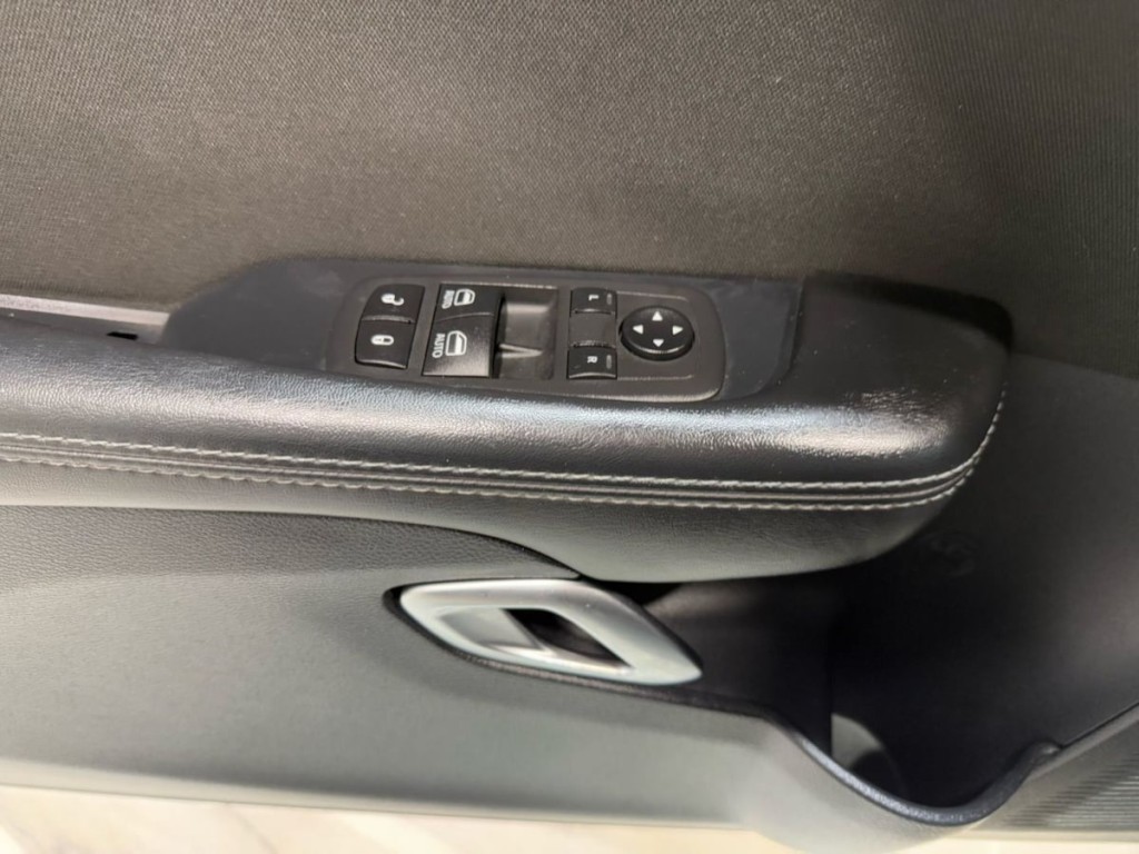 2020 Dodge Challenger Image 12