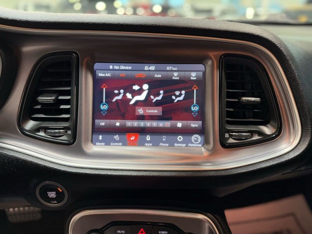 2020 Dodge Challenger Image 20