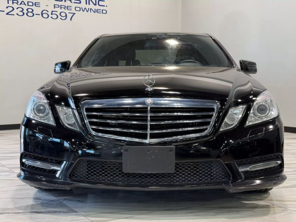 2013 Mercedes-Benz E-Class Image 3