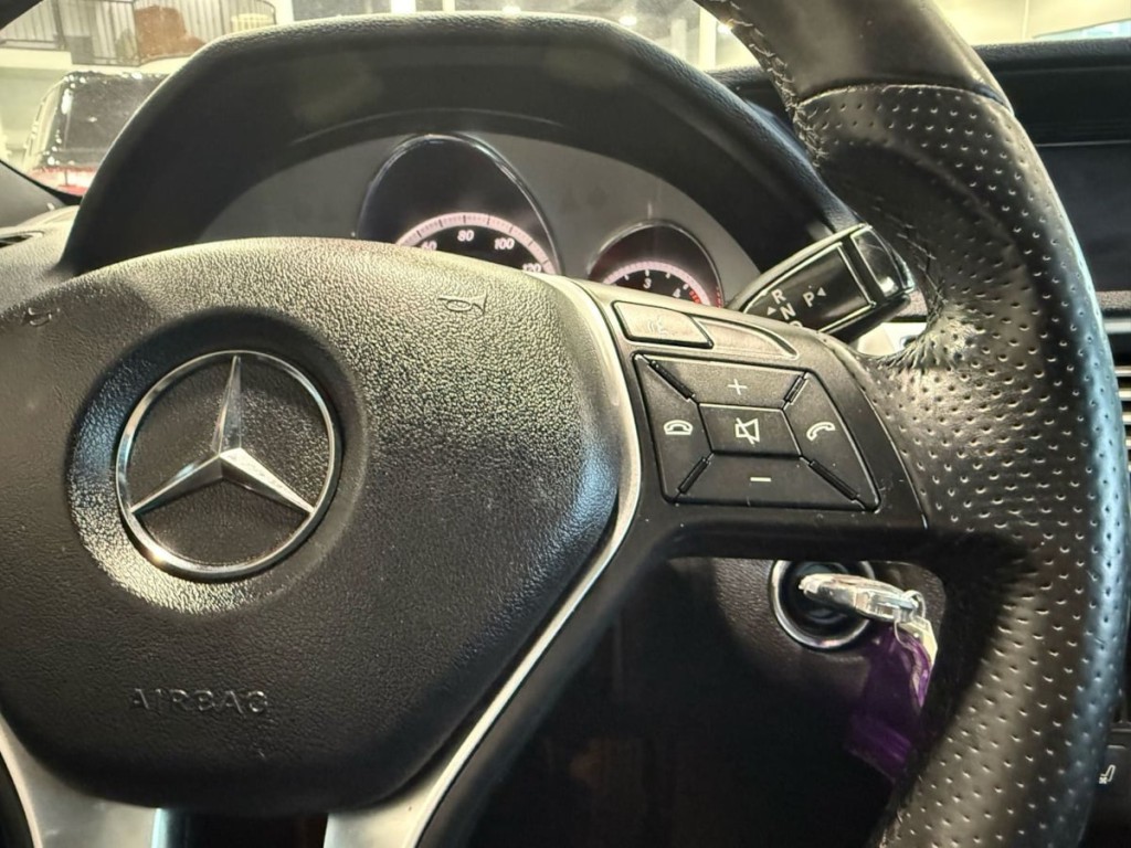 2013 Mercedes-Benz E-Class Image 16