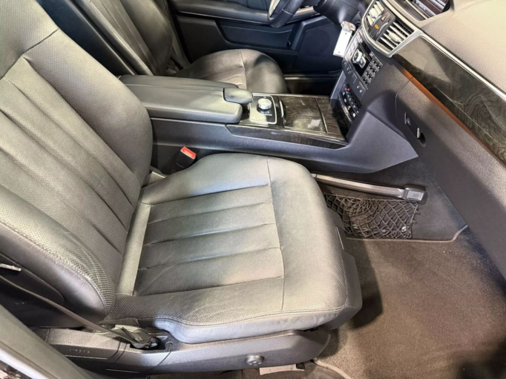 2013 Mercedes-Benz E-Class Image 28
