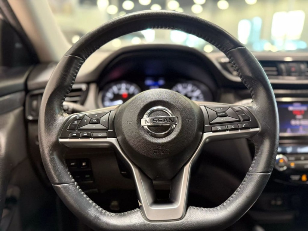 2018 Nissan Rogue Image 14