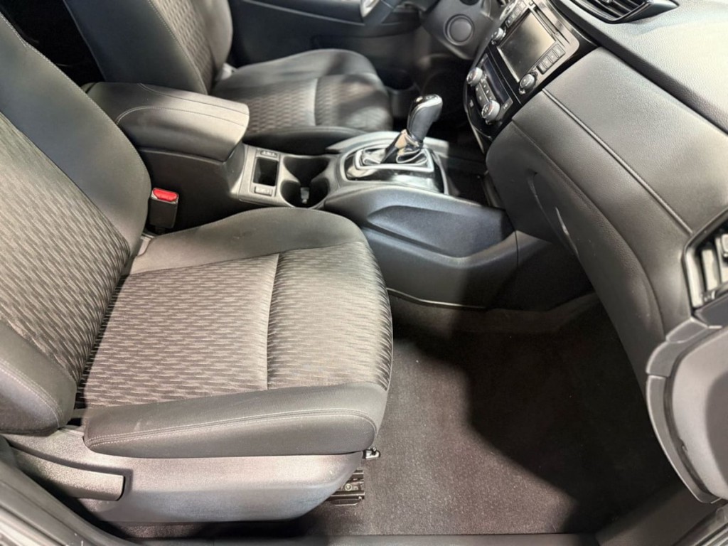 2018 Nissan Rogue Image 27