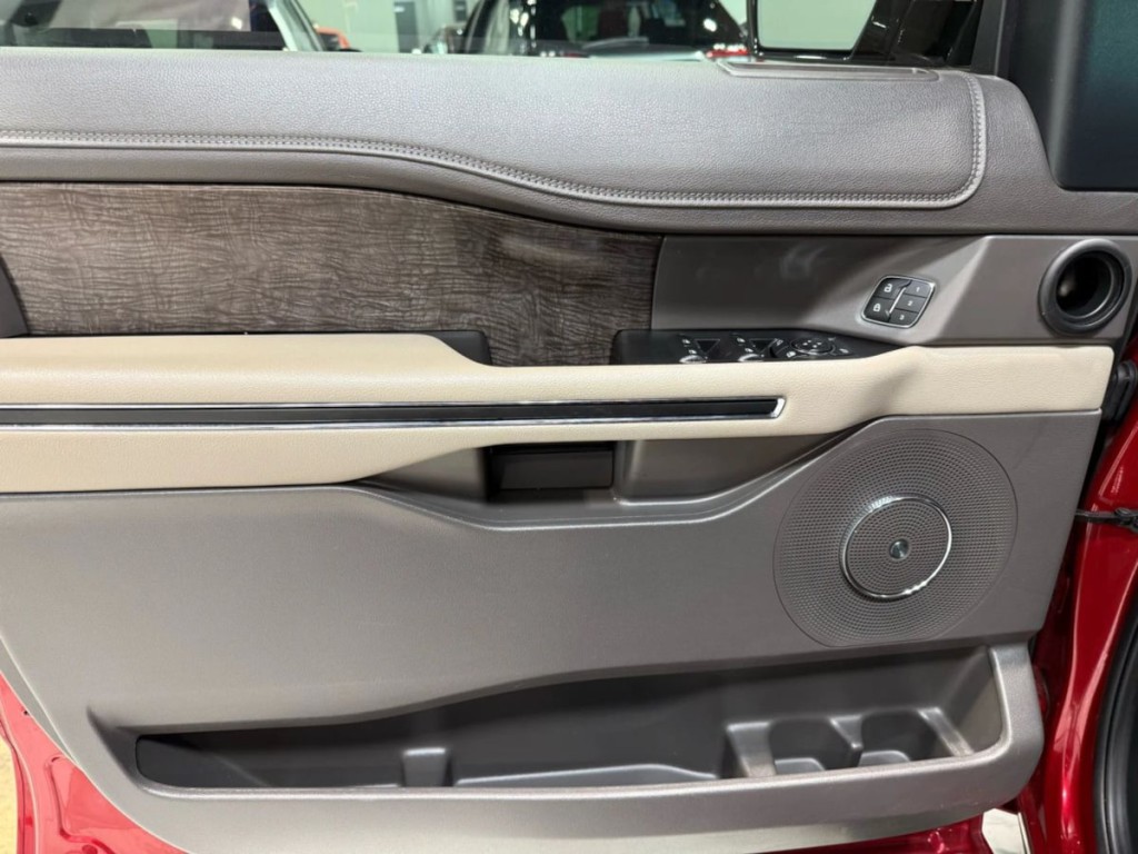 2020 Ford Expedition Image 11