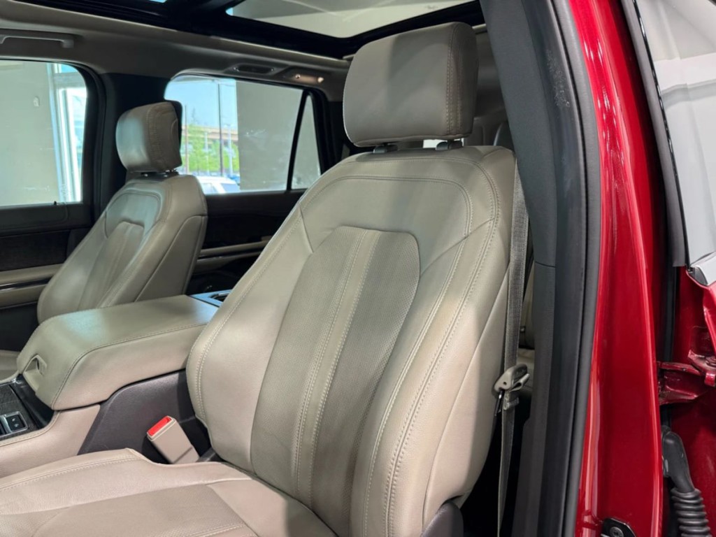 2020 Ford Expedition Image 25
