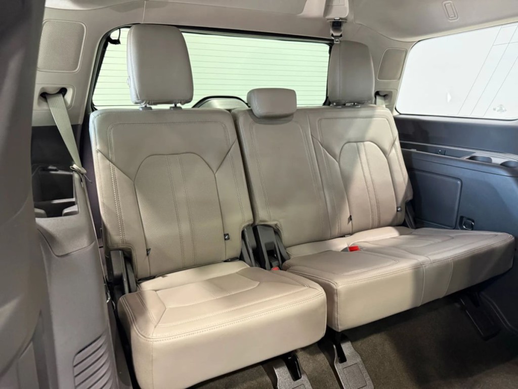 2020 Ford Expedition Image 35
